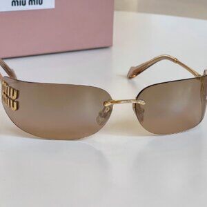 Miu Miu Women's Sunglasses Small Version SMU